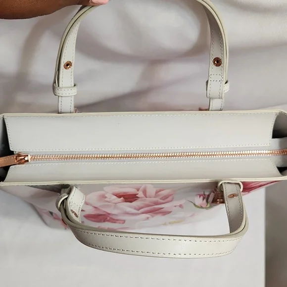 Ted Baker London Jovelle Floral Tote Bag Set - Picture 4 of 15
